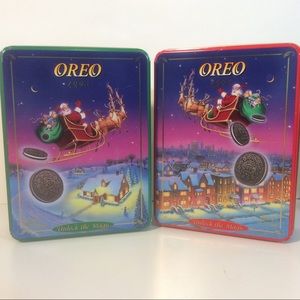 2 Vintage Oreo Santa Claus Christmas Holiday Collectible Metal Tin 1995